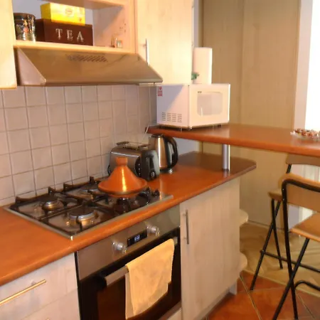 Wroclaw University Apartment アパート